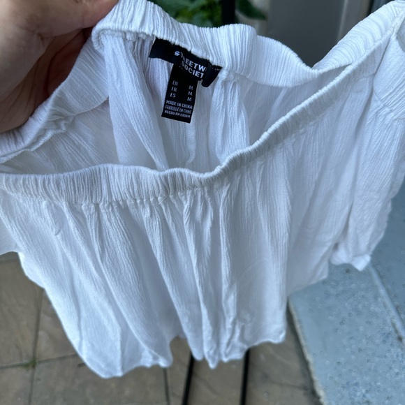 shirt - Picture 2 of 2